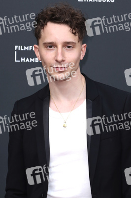 Filmpremiere 'Das Weiße Haus am Rhein', Filmfest Hamburg 2021