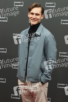 Filmpremiere 'Niemand ist bei den Kälbern', Filmfest Hamburg 2021