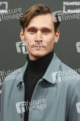 Filmpremiere 'Niemand ist bei den Kälbern', Filmfest Hamburg 2021