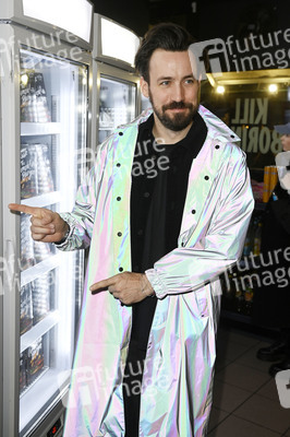 Oumph! Pop-Up Späti Launch Event in Berlin