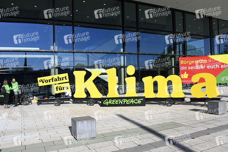 Gespräch zwischen SPD, Bündnis 90/Die Grünen und FDP in Berlin