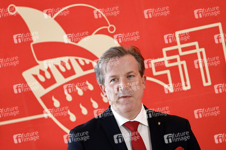 Pressekonferenz zur Vorstellung des designierten Dreigestirn 2022 in Köln