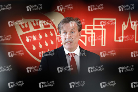 Pressekonferenz zur Vorstellung des designierten Dreigestirn 2022 in Köln