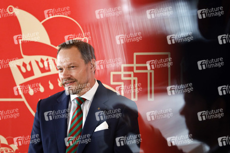 Pressekonferenz zur Vorstellung des designierten Dreigestirn 2022 in Köln