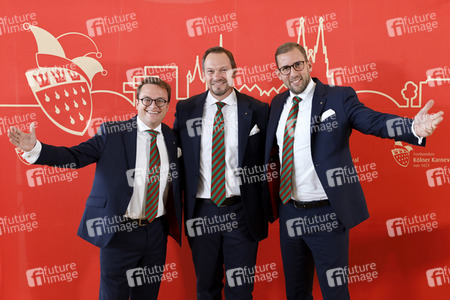 Pressekonferenz zur Vorstellung des designierten Dreigestirn 2022 in Köln
