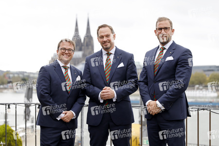 Pressekonferenz zur Vorstellung des designierten Dreigestirn 2022 in Köln