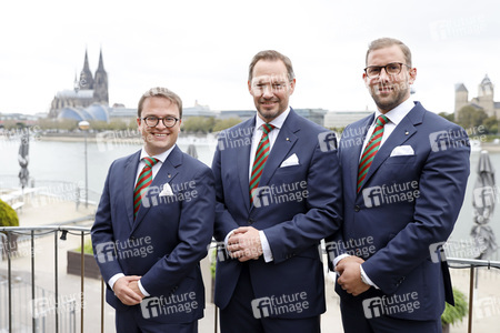 Pressekonferenz zur Vorstellung des designierten Dreigestirn 2022 in Köln