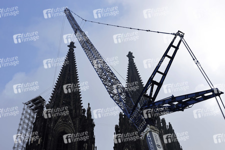 Abbau des Gerüsts am Kölner Dom