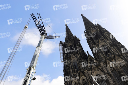 Abbau des Gerüsts am Kölner Dom