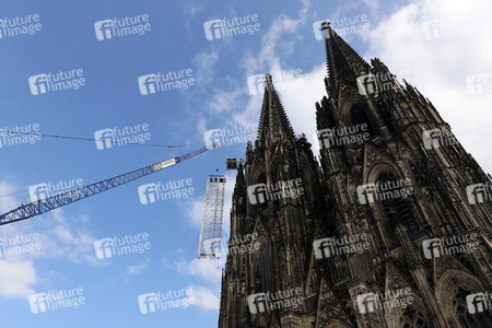 Abbau des Gerüsts am Kölner Dom