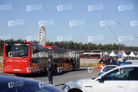 Tag der offenen Tür in der Tesla Gigafactory 4 in Grünheide