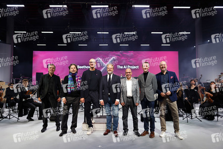 Pressetermin zur erstmals vollendeten 10. Sinfonie Beethovens in Bonn