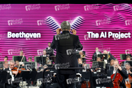 Pressetermin zur erstmals vollendeten 10. Sinfonie Beethovens in Bonn