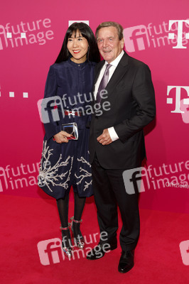 Beethoven X - The AI Project in Bonn