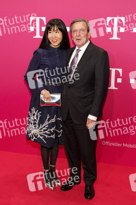 Beethoven X - The AI Project in Bonn