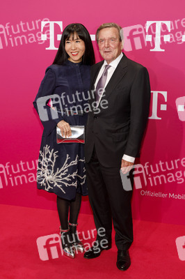 Beethoven X - The AI Project in Bonn