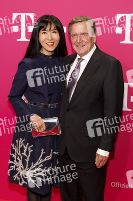 Beethoven X - The AI Project in Bonn