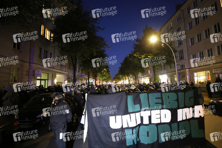 Demonstration gegen Räumung vom Wagencamp 'Köpi' in Berlin