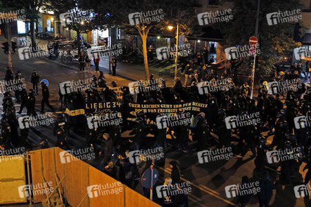 Demonstration gegen Räumung vom Wagencamp 'Köpi' in Berlin