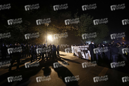 Demonstration gegen Räumung vom Wagencamp 'Köpi' in Berlin