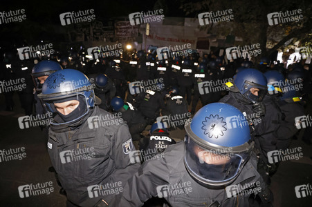 Demonstration gegen Räumung vom Wagencamp 'Köpi' in Berlin