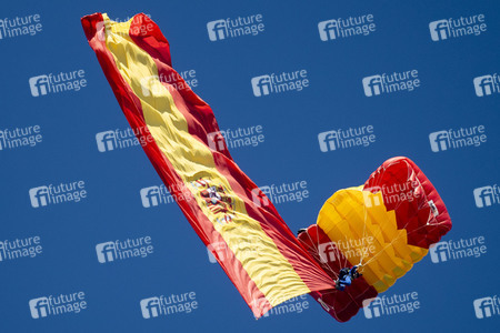 Militärparade zum spanischen Nationalfeiertag in Madrid