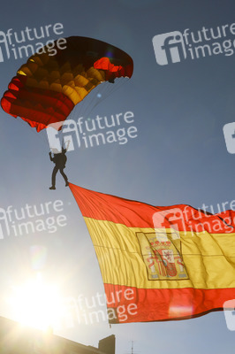 Militärparade zum spanischen Nationalfeiertag in Madrid