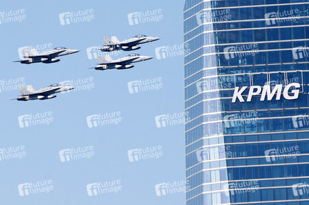 Militärparade zum spanischen Nationalfeiertag in Madrid