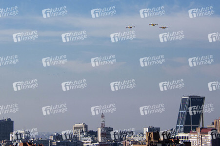 Militärparade zum spanischen Nationalfeiertag in Madrid