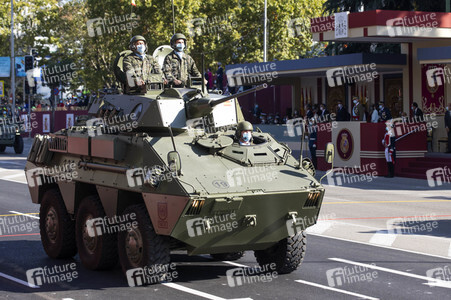 Militärparade zum spanischen Nationalfeiertag in Madrid