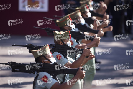Militärparade zum spanischen Nationalfeiertag in Madrid