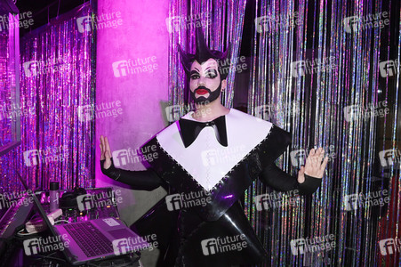 In Private 'Broken But Still Dazzling' Launch Event in Berlin