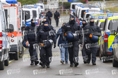 Räumung des Wagencamps 'Köpi' in Berlin