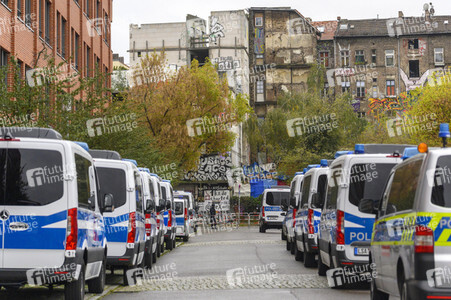Räumung des Wagencamps 'Köpi' in Berlin