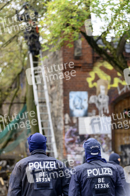 Räumung des Wagencamps 'Köpi' in Berlin