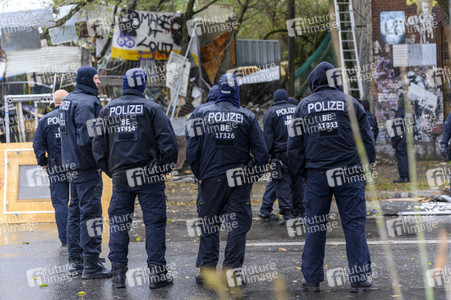 Räumung des Wagencamps 'Köpi' in Berlin