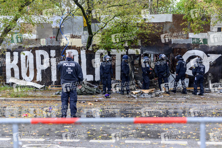 Räumung des Wagencamps 'Köpi' in Berlin