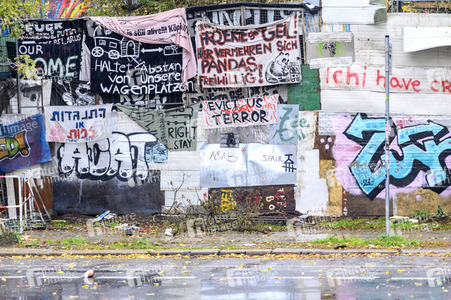 Räumung des Wagencamps 'Köpi' in Berlin