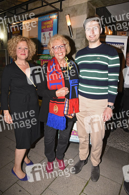 6 Jahre Hofspielhaus in München
