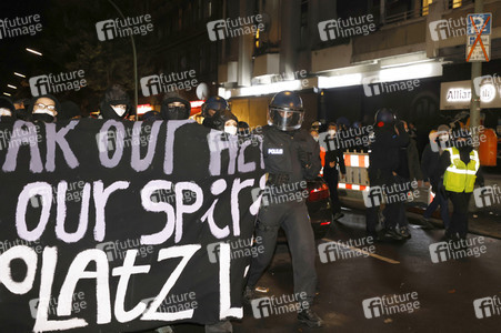 Demonstration gegen die Räumung des Wagencamps 'Köpi' in Berlin