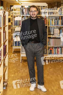 Buchlesung mit Lukas Rietzschel in Radeberg