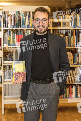 Buchlesung mit Lukas Rietzschel in Radeberg