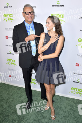 EMA Awards 2021 in Los Angeles