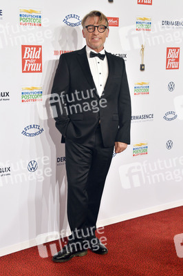 Goldene Bild der Frau 2021 in Hamburg