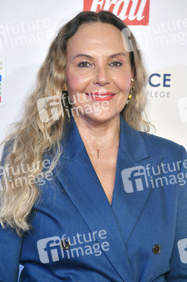 Goldene Bild der Frau 2021 in Hamburg