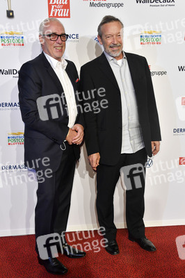 Goldene Bild der Frau 2021 in Hamburg