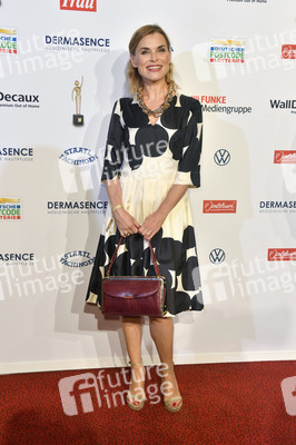 Goldene Bild der Frau 2021 in Hamburg