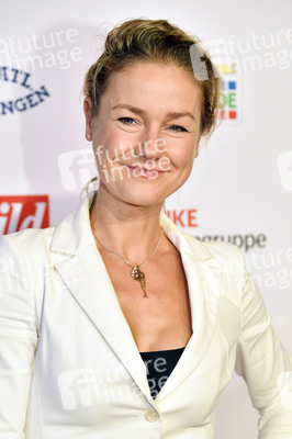 Goldene Bild der Frau 2021 in Hamburg