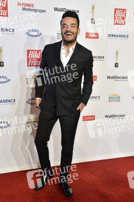 Goldene Bild der Frau 2021 in Hamburg