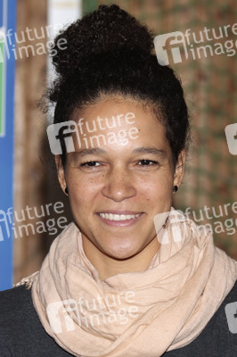 Philipp Lahm und Celia Sasic besuchen Eliteschule des Fußballs in Hamburg